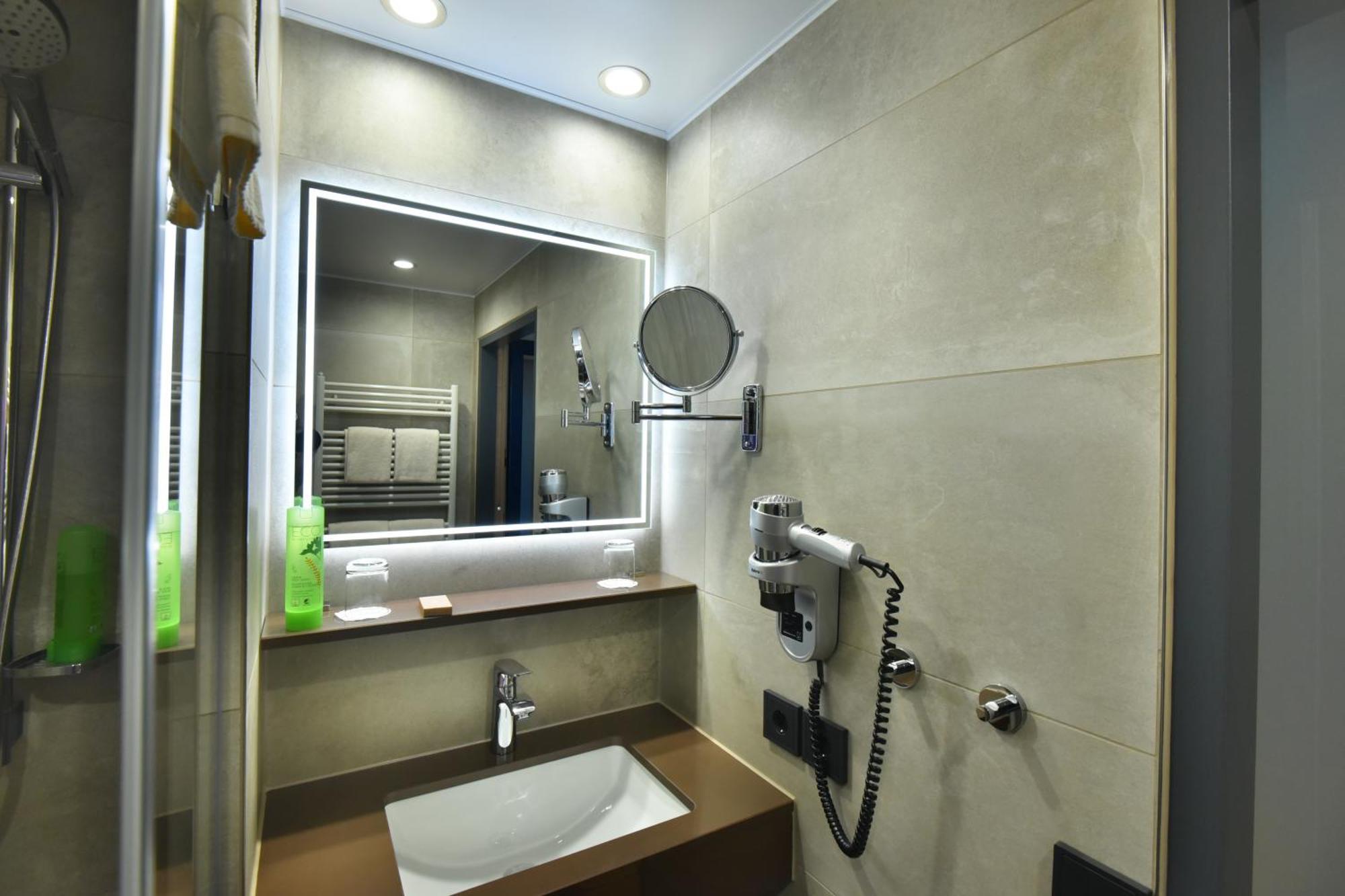 Bio-Seehotel Zeulenroda Rom bilde